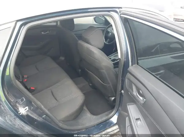 1HGCY1F37RA064560 2024 HONDA ACCORD - Image 8