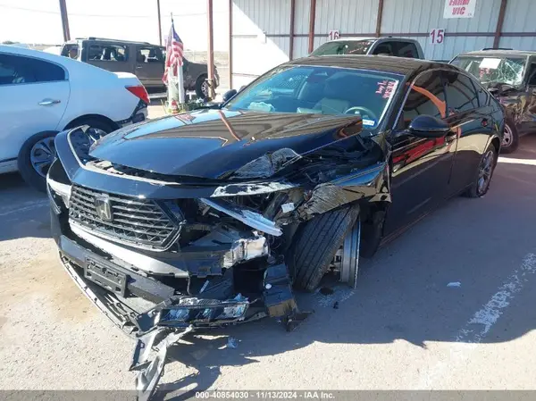 1HGCY1F37RA077177 2024 HONDA ACCORD - Image 2