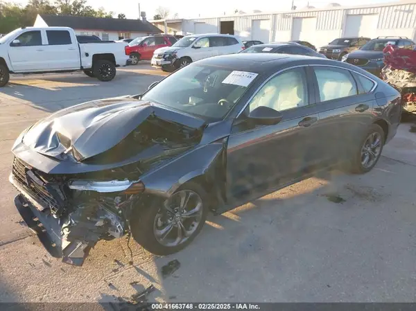 1HGCY1F37RA077227 2024 HONDA ACCORD - Image 2