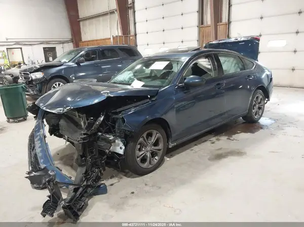 1HGCY1F37RA081326 2024 HONDA ACCORD - Image 2