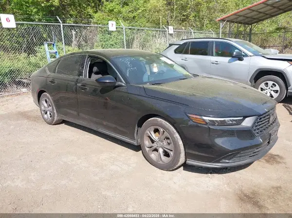 1HGCY1F37RA084954 2024 HONDA ACCORD - Image 1