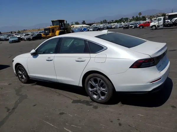 1HGCY1F37RA086851 2024 HONDA ACCORD - Image 2