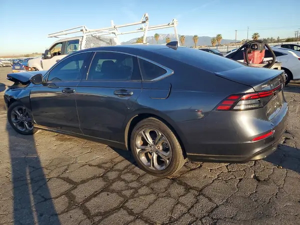 1HGCY1F37RA088194 2024 HONDA ACCORD - Image 2