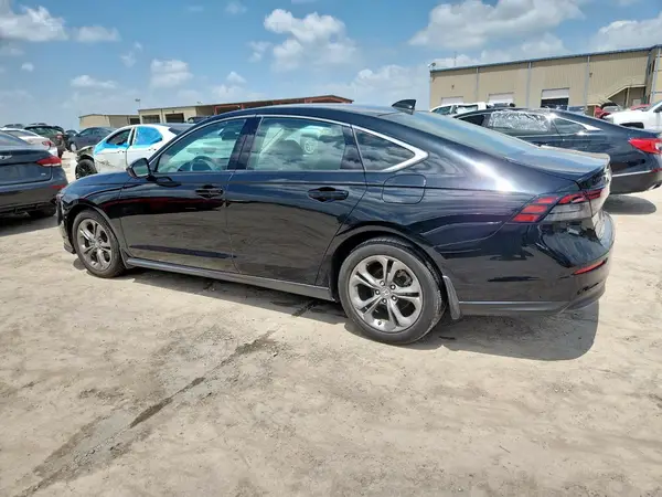 1HGCY1F38PA022766 2023 HONDA ACCORD - Image 2