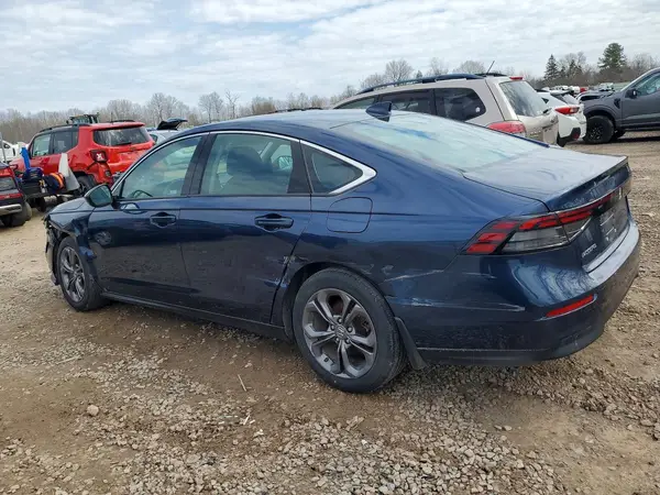 1HGCY1F38PA039504 2023 HONDA ACCORD - Image 2
