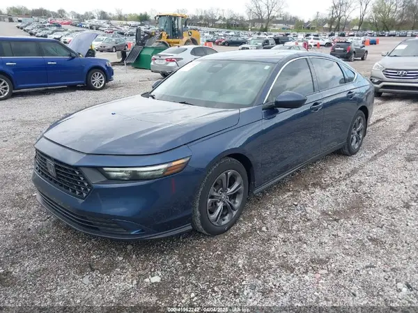 1HGCY1F38PA039616 2023 HONDA ACCORD - Image 2