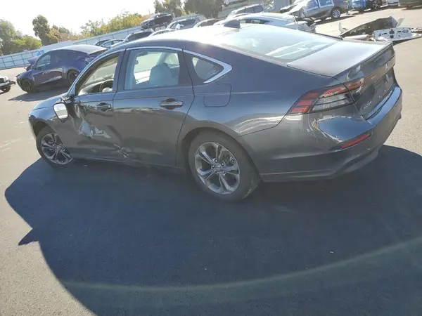 1HGCY1F38PA056917 2023 HONDA ACCORD - Image 2