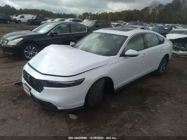 1HGCY1F38RA001337 2024 HONDA ACCORD - Image 2