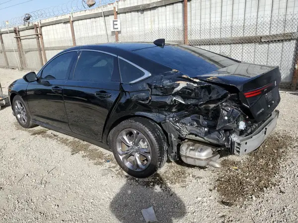 1HGCY1F38RA004917 2024 HONDA ACCORD - Image 2