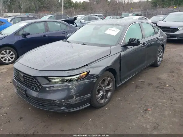 1HGCY1F38RA038016 2024 HONDA ACCORD - Image 2
