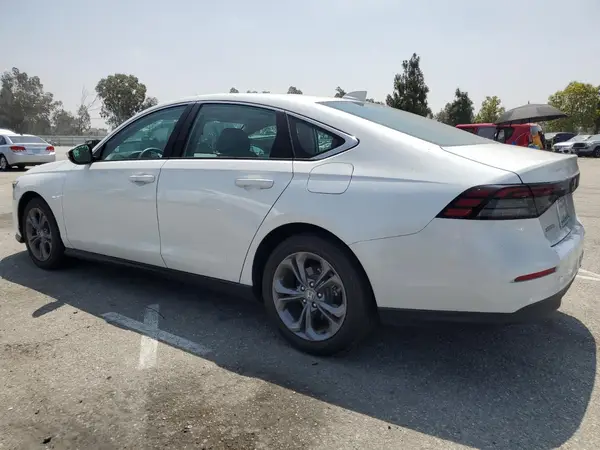 1HGCY1F38RA048478 2024 HONDA ACCORD - Image 2
