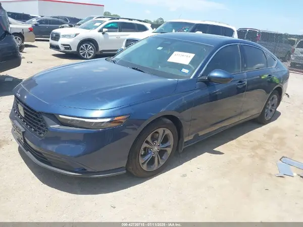 1HGCY1F38RA053602 2024 HONDA ACCORD - Image 2