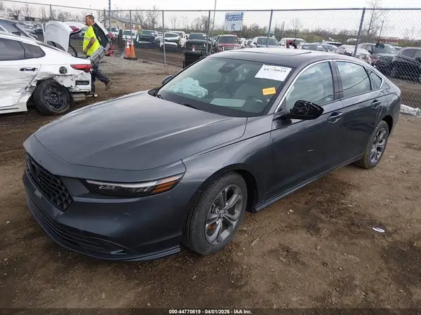 1HGCY1F38RA054958 2024 HONDA ACCORD - Image 2