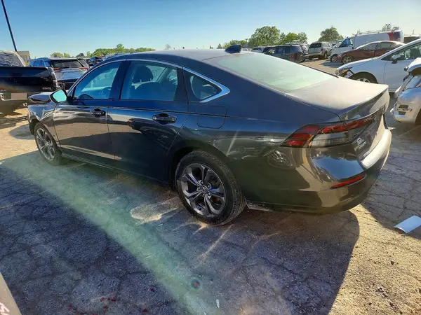 1HGCY1F38RA058184 2024 HONDA ACCORD - Image 2