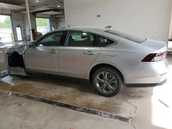 1HGCY1F38RA062560 2024 HONDA ACCORD - Image 2