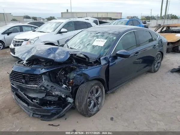 1HGCY1F38RA067452 2024 HONDA ACCORD - Image 2