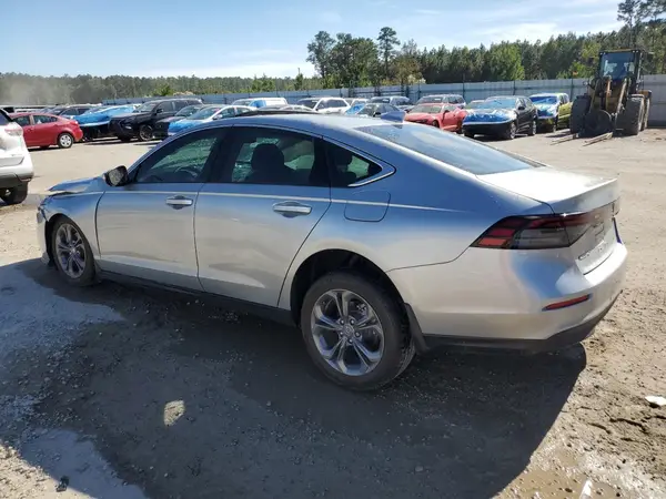 1HGCY1F38RA074059 2024 HONDA ACCORD - Image 2