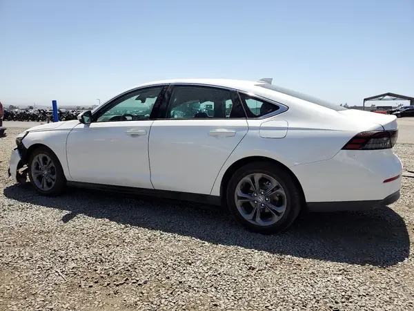 1HGCY1F38RA086843 2024 HONDA ACCORD - Image 2
