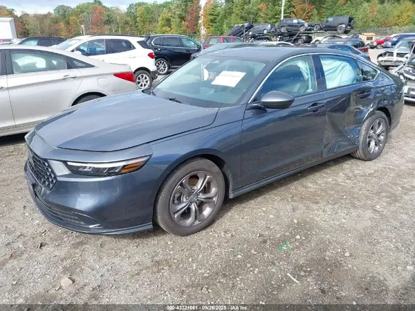 1HGCY1F38RA092951 2024 HONDA ACCORD - Image 2