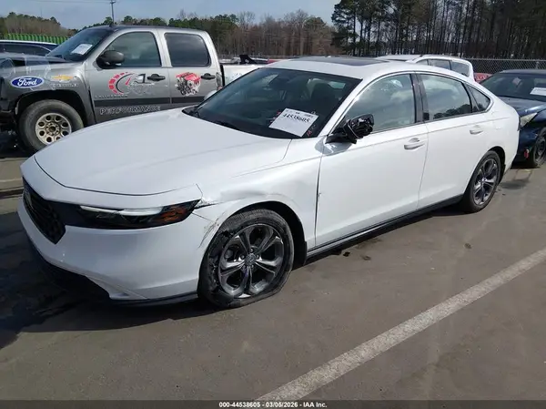 1HGCY1F39PA055338 2023 HONDA ACCORD - Image 2