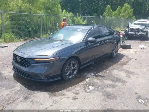 1HGCY1F39PA060216 2023 HONDA ACCORD - Image 2