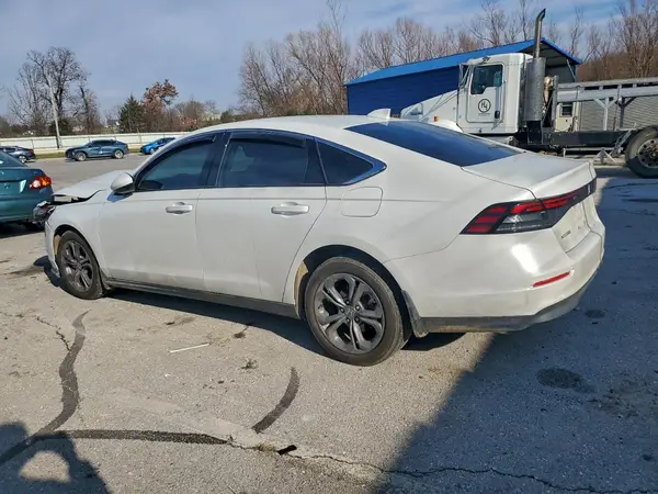 1HGCY1F39RA010063 2024 HONDA ACCORD - Image 2