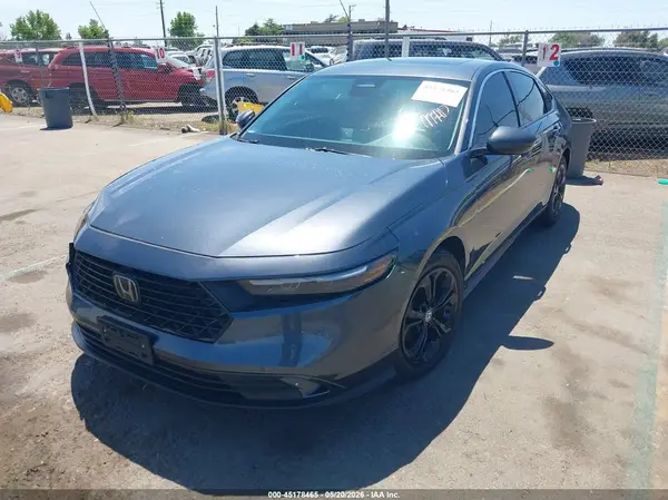 1HGCY1F39RA017403 2024 HONDA ACCORD - Image 2