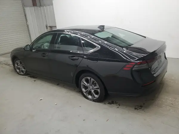 1HGCY1F39RA037067 2024 HONDA ACCORD - Image 2