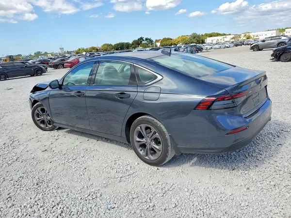 1HGCY1F39RA046075 2024 HONDA ACCORD - Image 2