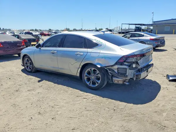 1HGCY1F39RA047386 2024 HONDA ACCORD - Image 2