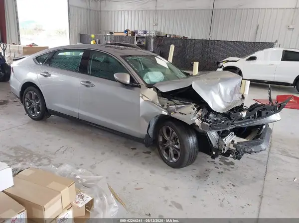 1HGCY1F39RA048764 2024 HONDA ACCORD - Image 1