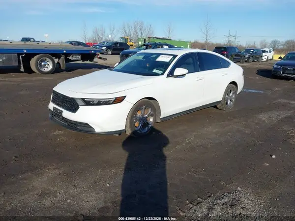 1HGCY1F39RA054760 2024 HONDA ACCORD - Image 2