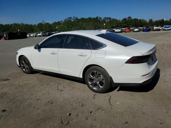 1HGCY1F39RA061353 2024 HONDA ACCORD - Image 2
