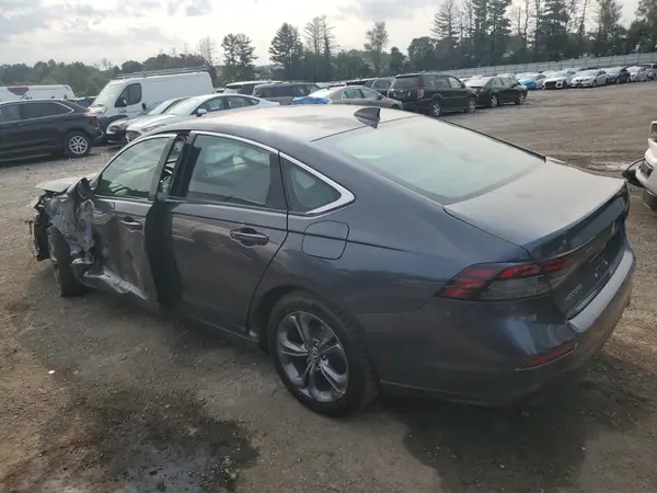 1HGCY1F39RA063717 2024 HONDA ACCORD - Image 2