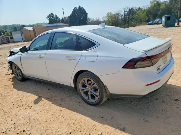 1HGCY1F39RA066634 2024 HONDA ACCORD - Image 2