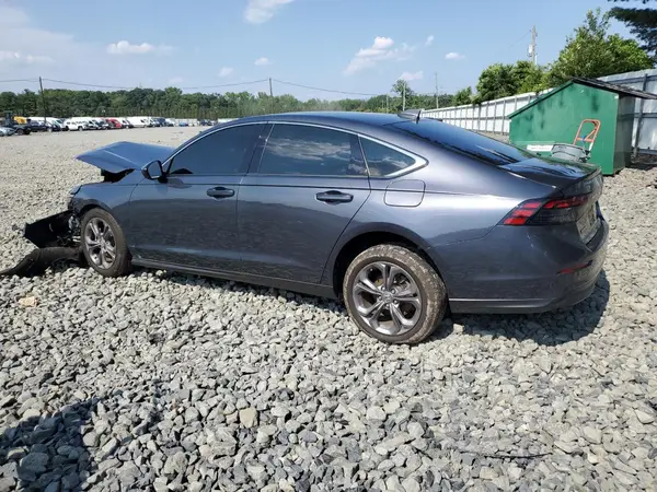 1HGCY1F39RA076483 2024 HONDA ACCORD - Image 2