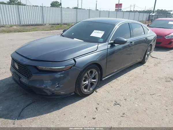 1HGCY1F39RA079786 2024 HONDA ACCORD - Image 2