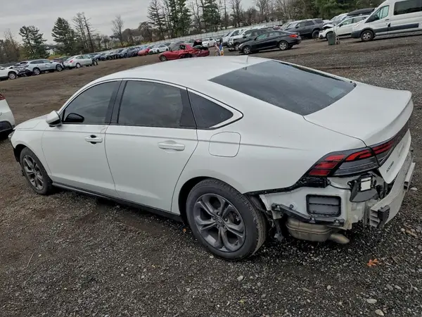 1HGCY1F39RA082526 2024 HONDA ACCORD - Image 2