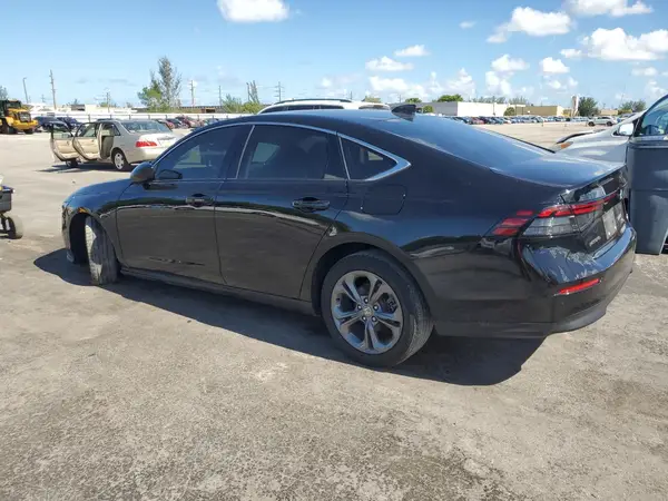 1HGCY1F39RA085149 2024 HONDA ACCORD - Image 2