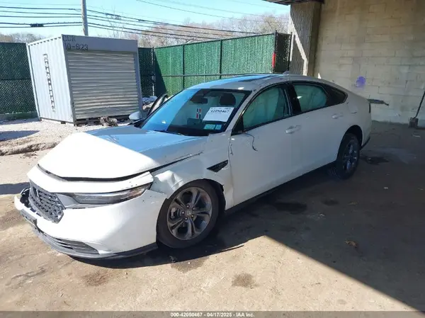 1HGCY1F39RA089170 2024 HONDA ACCORD - Image 2