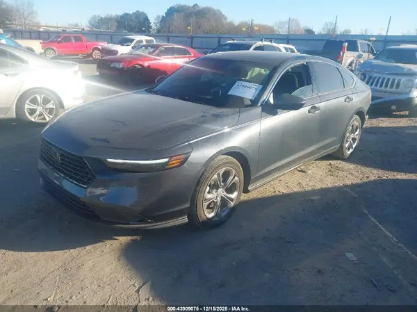 1HGCY1F39RA091713 2024 HONDA ACCORD - Image 2