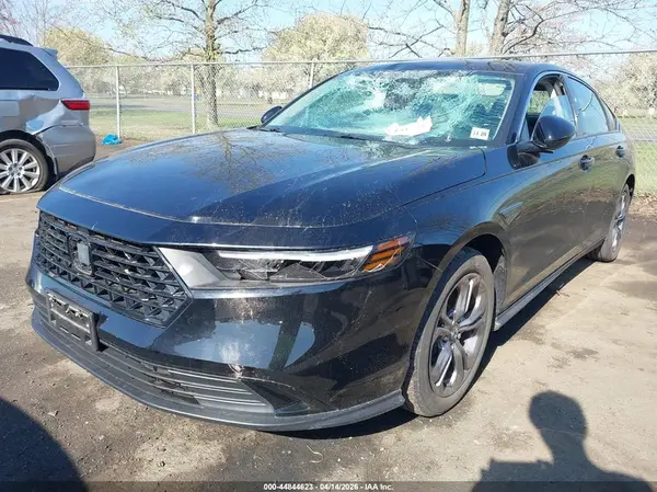 1HGCY1F3XPA022154 2023 HONDA ACCORD - Image 2