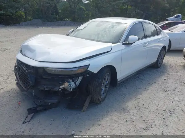 1HGCY1F3XPA031940 2023 HONDA ACCORD - Image 2