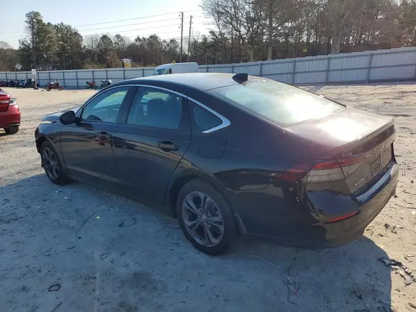 1HGCY1F3XPA033946 2023 HONDA ACCORD - Image 2