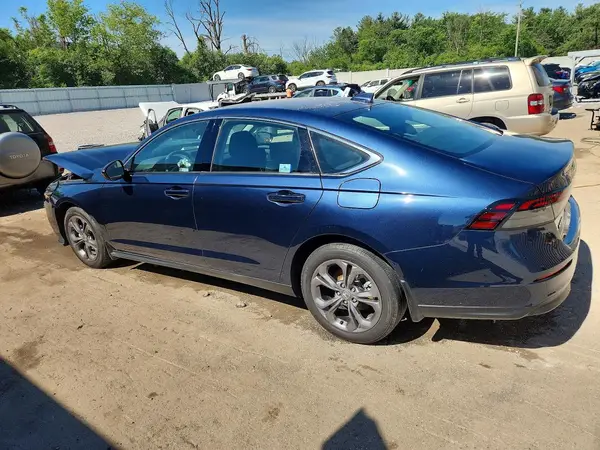 1HGCY1F3XPA041870 2023 HONDA ACCORD - Image 2
