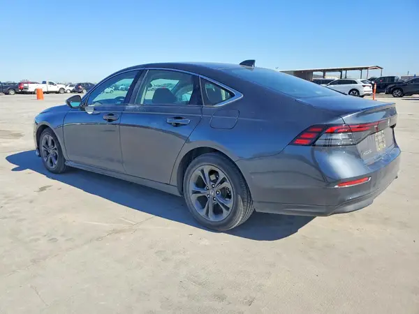 1HGCY1F3XPA053193 2023 HONDA ACCORD - Image 2