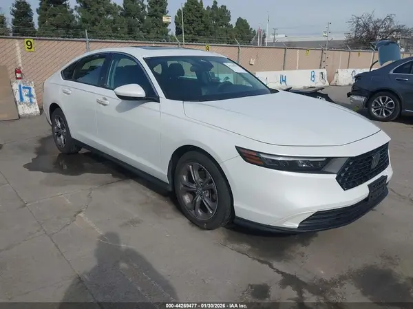 1HGCY1F3XRA002733 2024 HONDA ACCORD - Image 1