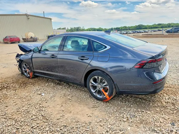 1HGCY1F3XRA010816 2024 HONDA ACCORD - Image 2