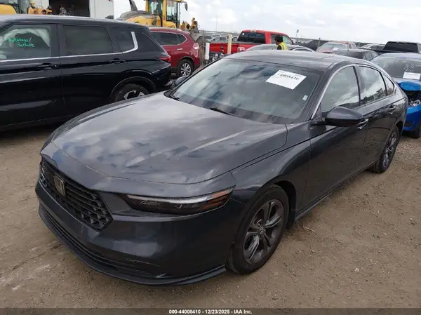 1HGCY1F3XRA012324 2024 HONDA ACCORD - Image 2