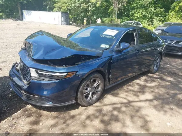 1HGCY1F3XRA017300 2024 HONDA ACCORD - Image 2